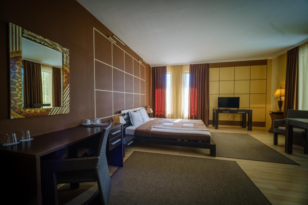 Family Hotel Classic 바르나 외부 사진