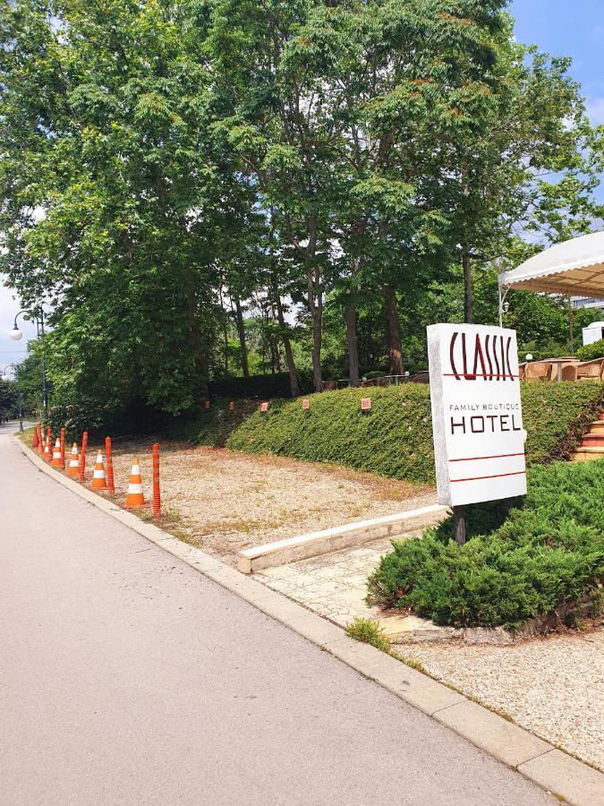 Family Hotel Classic 바르나 외부 사진
